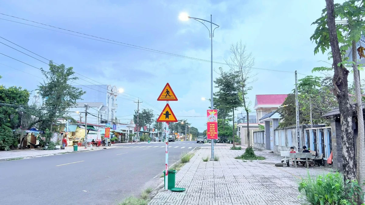 Bán nhà Thái 2 mặt tiền 300m² Phan Chu Trinh, Đồng Nai - Ảnh thu nhỏ 2