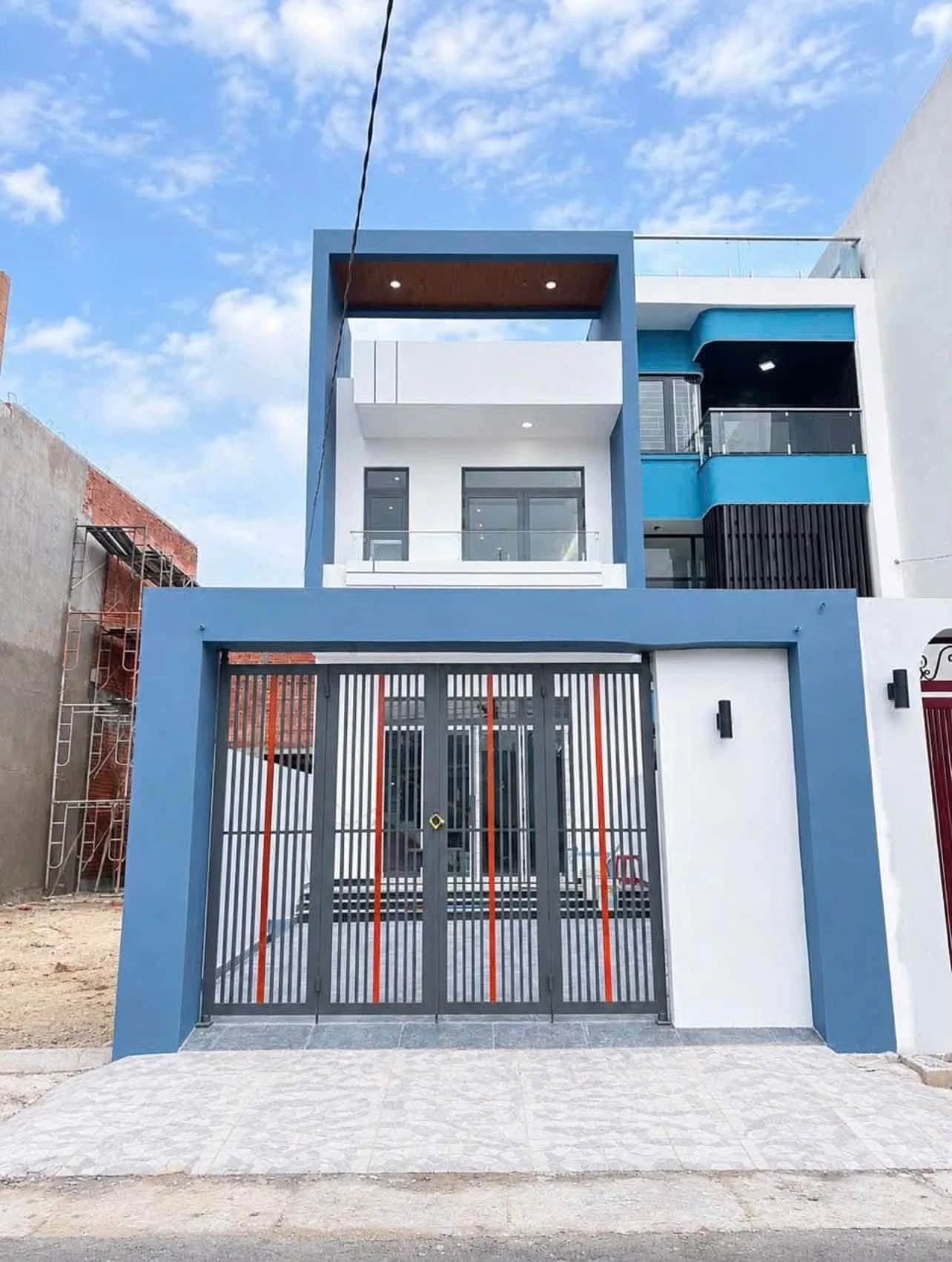 Bán nhà mặt tiền 4PN DX 101 Hiệp An, 95m², 3.55 tỷ - Ảnh 1