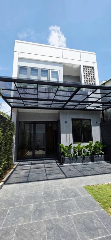 Bán nhà sân vườn Trường Chinh, Cẩm Lệ, 120m2, 4 tỷ