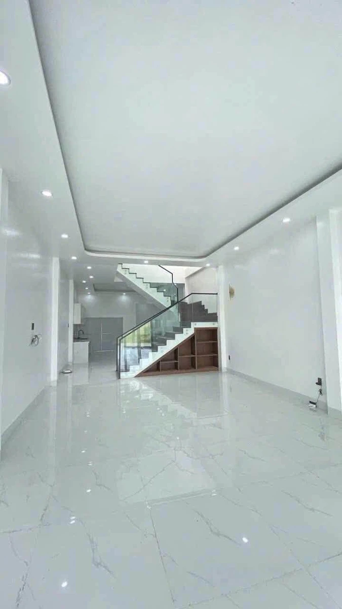 Bán nhà 1 trệt 1 lầu 100m² Bạc Liêu 2.39 tỷ - Ảnh thu nhỏ 2
