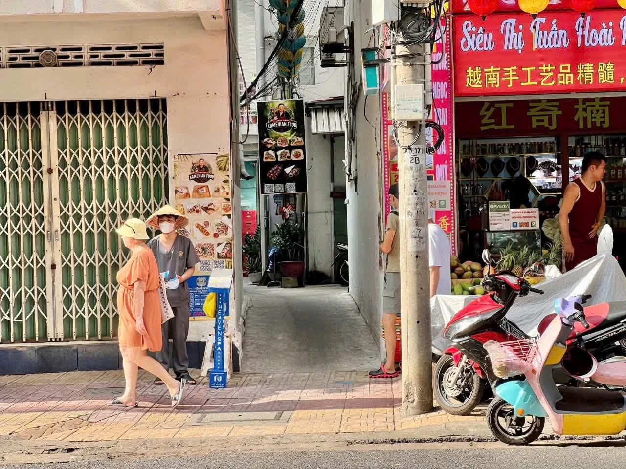 Bán nhà 3 tầng 33,8m² phố Tây Nha Trang 4,85 tỷ - Ảnh 1
