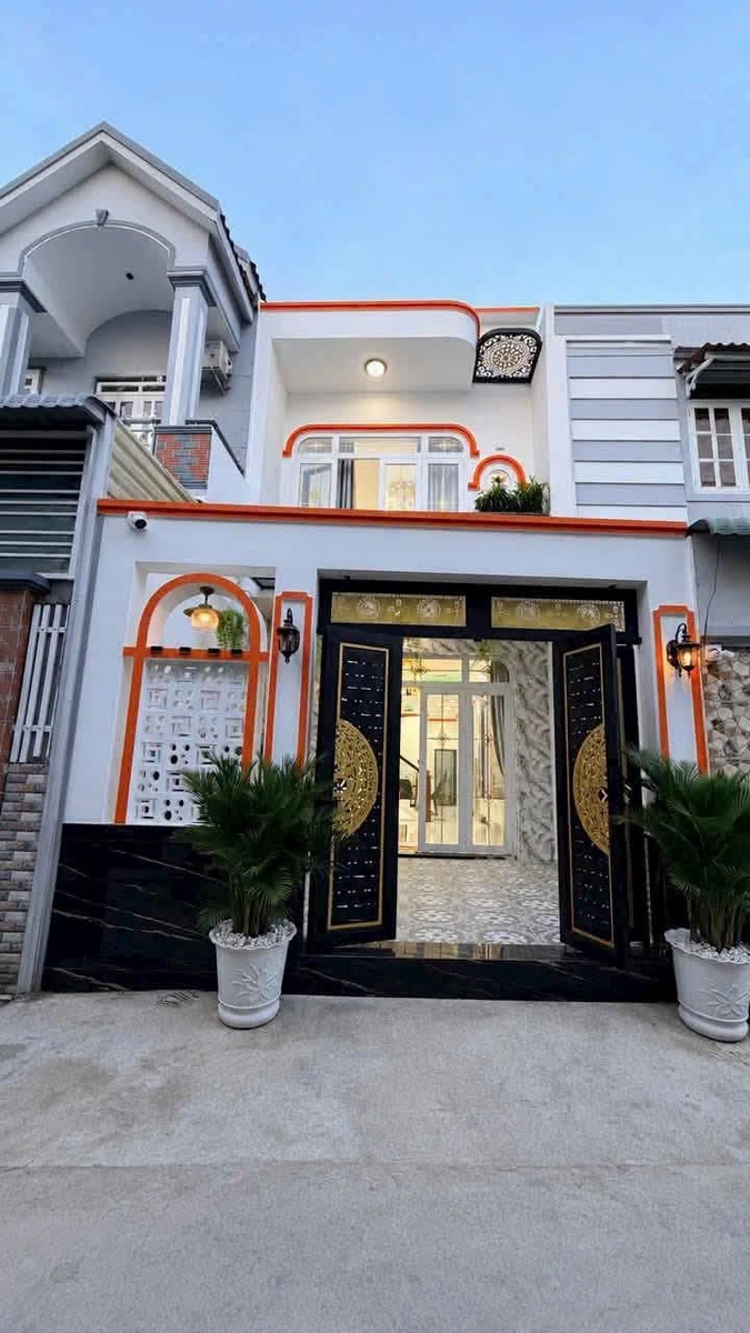 Bán nhà hoàn thiện Tân Kim Cần Giuộc, 129m2, 4PN, giá 2tỷ980tr - Ảnh thu nhỏ 2