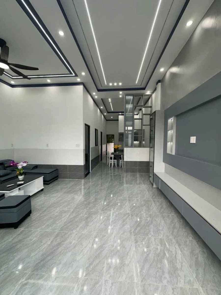 Nhà phố Bến Cát 138m² giá 1 tỷ 920 triệu - Ảnh thu nhỏ 2