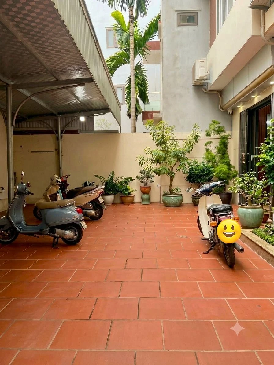 Bán nhà 4 tầng 45m² Hoàng Quý, ô tô vào cửa, hơn 3 tỷ - Ảnh 1