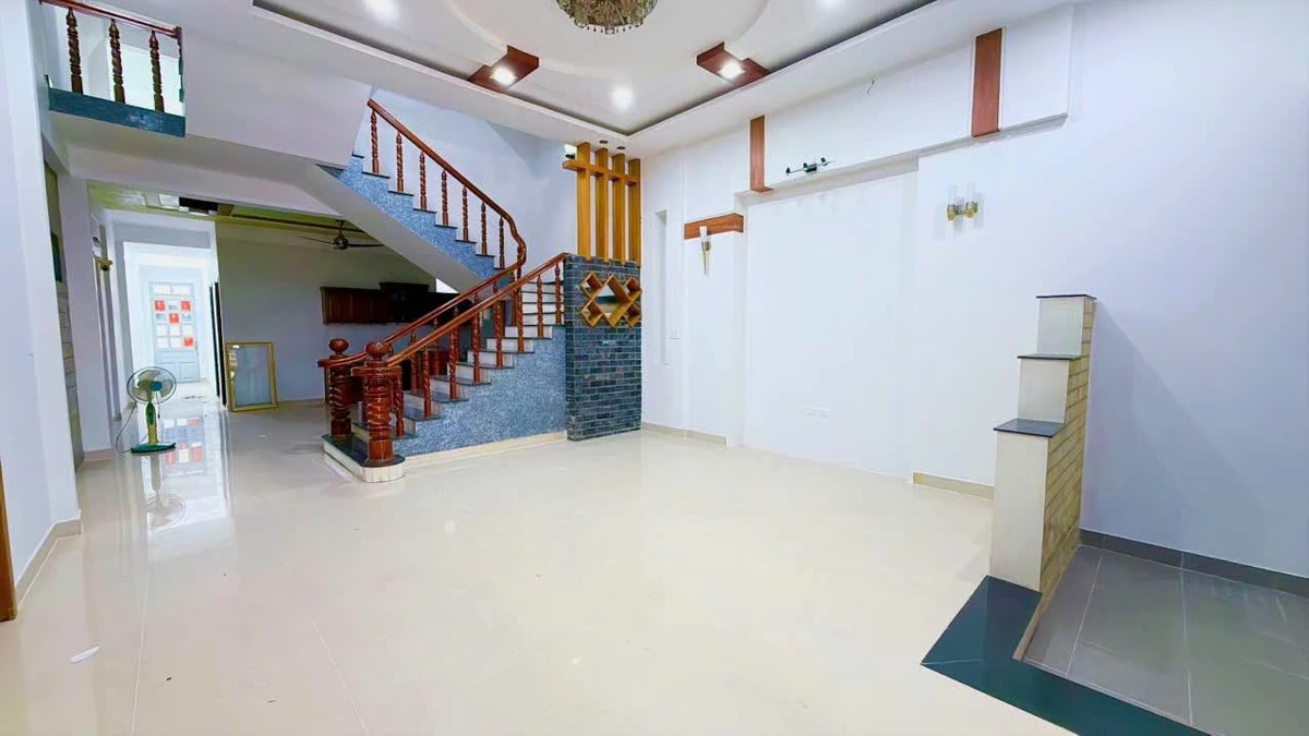 Bán nhà 1 trệt 1 lầu 190m2 Lý Văn Sâm, Tam Hiệp - Ảnh thu nhỏ 5