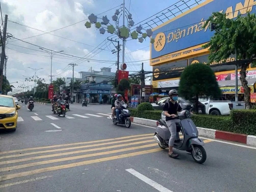 Bán nhà gác lửng mặt tiền Lái Thiêu 87, 40,9m2, giá 2,75 tỷ, Thuận An, Bình Dương - Ảnh 1