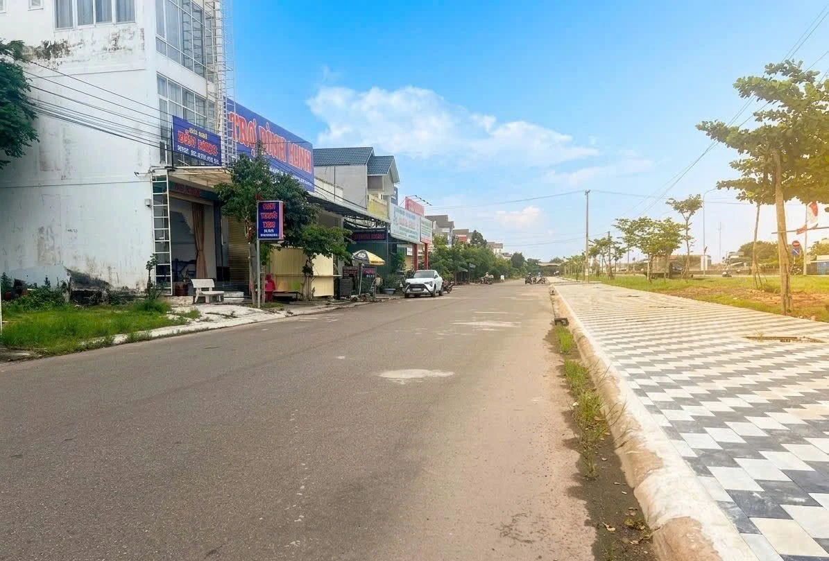 Bán nhà mặt tiền Song Hành QL1A 100m² - 2 tỷ 500 - Ảnh 1