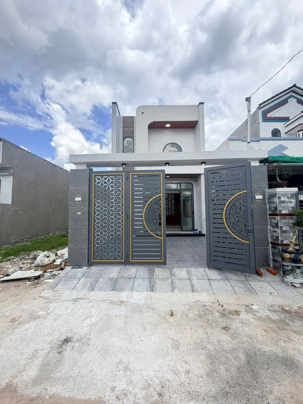 Bán nhà lầu lửng 80m² 3 phòng ngủ Long Điền Bà Rịa