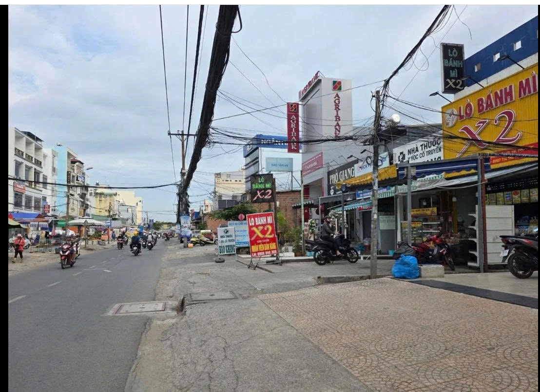 Bán nhà 4 tầng mặt tiền 106m2 Nguyễn Thị Định, Quận 2 - Ảnh thu nhỏ 3