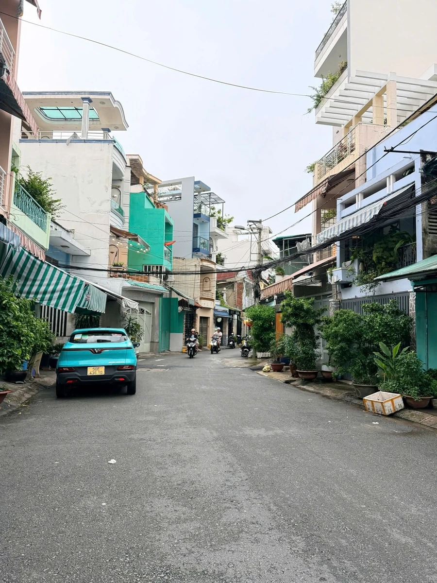 Bán nhà hẻm 2 tầng 3PN, 62m² đường Âu Dương Lân, Quận 8, giá khoảng 7 tỷ - Ảnh 1
