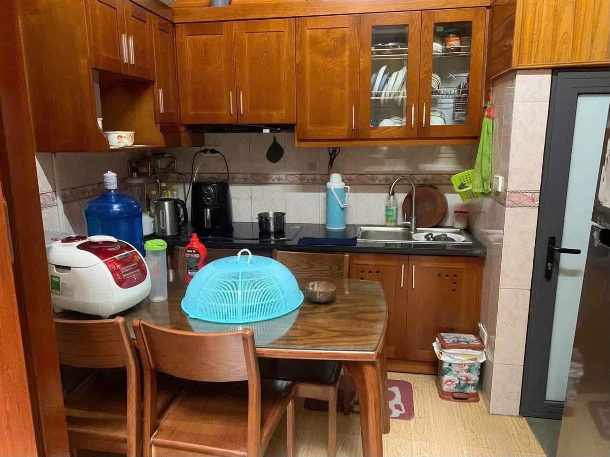 Cho thuê nhà ngõ 50m2, 3 tầng 3PN 2WC Pháo Đài Láng - Ảnh 1