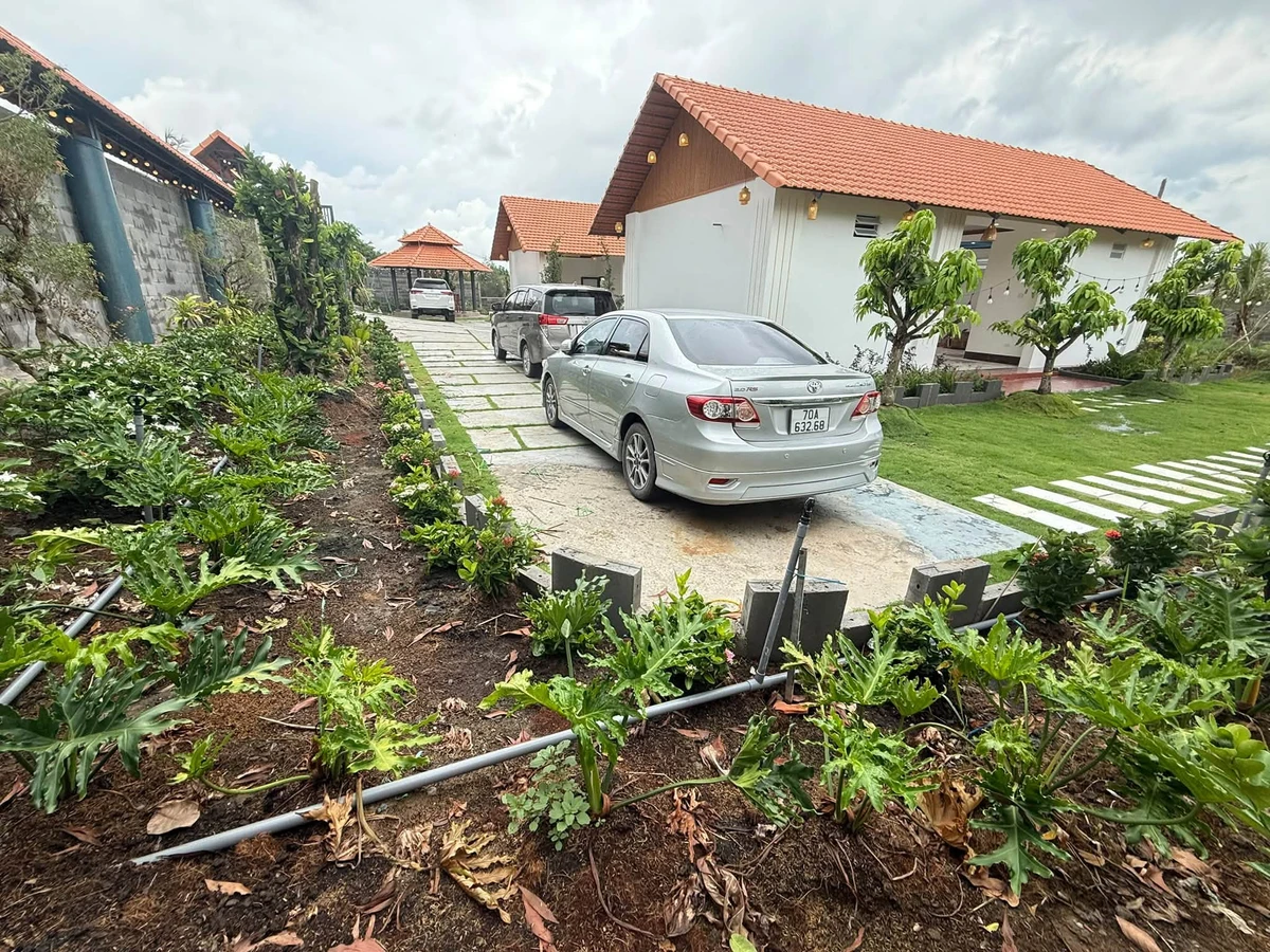 Nhà vườn mái ngói 1.900m² ven sông Vàm Cỏ Tây, Long An - 5.9 tỷ - Ảnh thu nhỏ 4