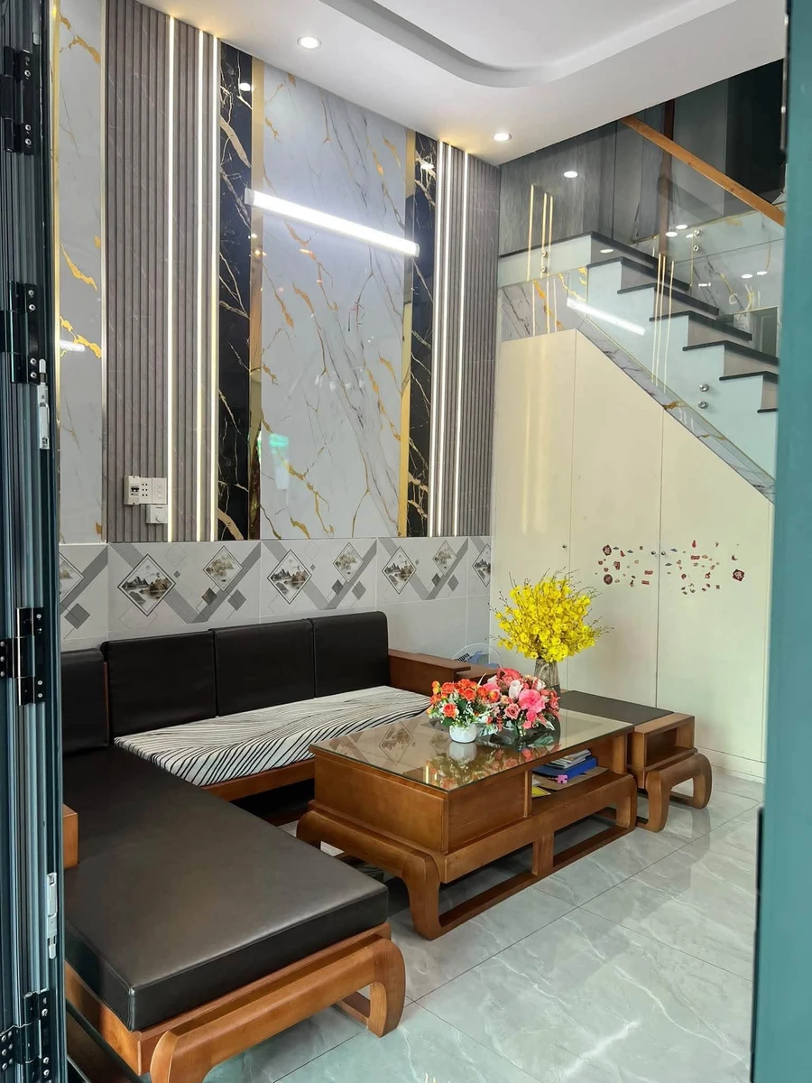Bán nhà phố 5PN 2WC Quận 12, 79.75m², giá 2 tỷ 950 triệu - Ảnh thu nhỏ 2