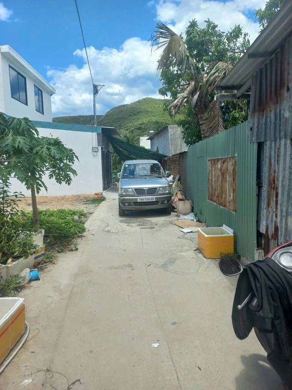 Bán đất mặt tiền Lư Giang, 291m2, Nha Trang