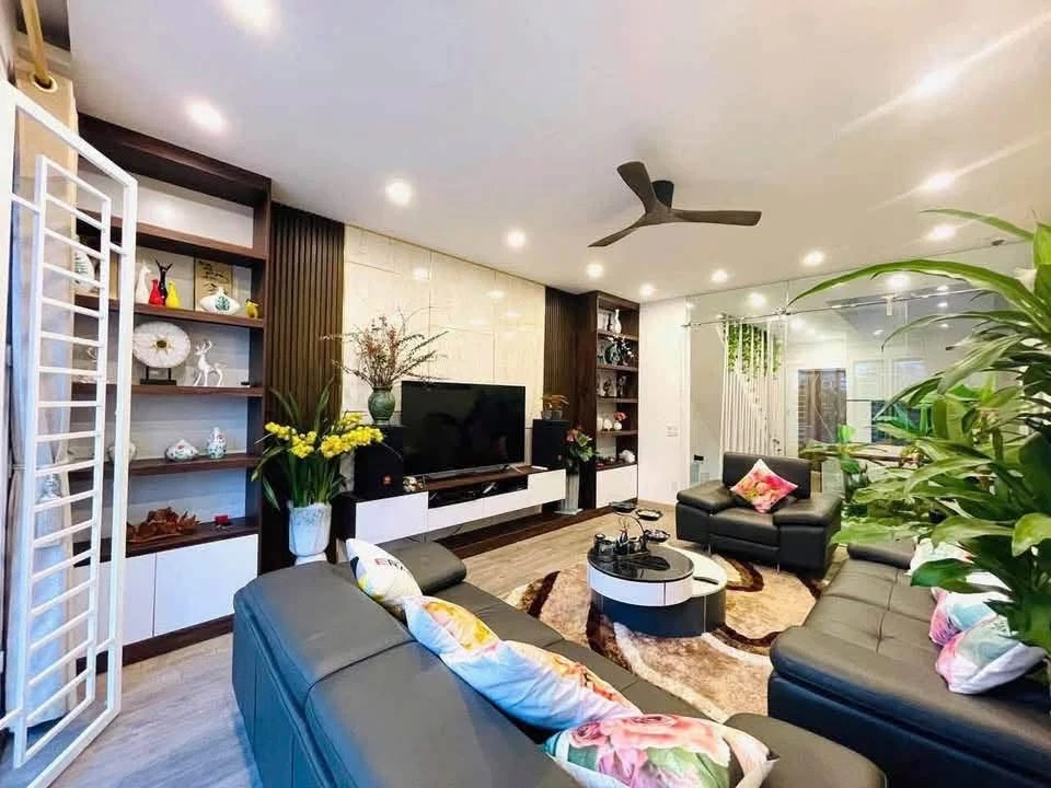 Bán nhà 4 tầng mặt đường 95m² Nhà Bè 7,9 tỷ - Ảnh thu nhỏ 5