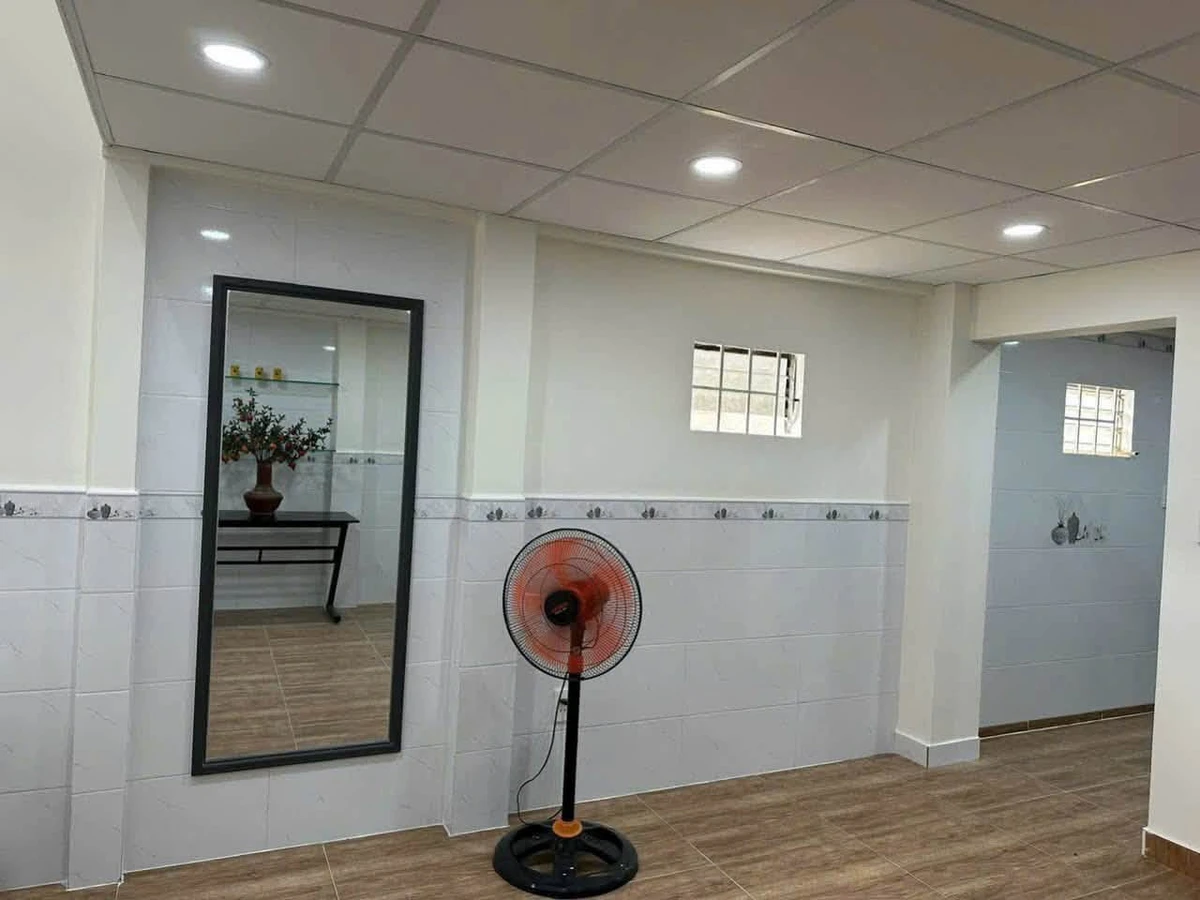 Bán nhà cấp 4 60m² 2PN Lê Văn Việt Thủ Đức 4.2 tỷ - Ảnh thu nhỏ 3