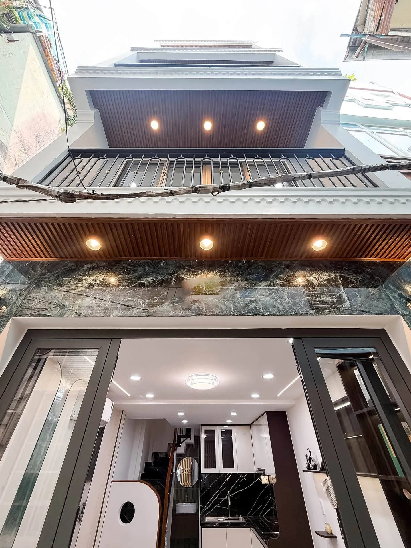 Bán nhà phố 4 tầng 20.9m² Lý Thái Tổ Quận 10 - Ảnh 1