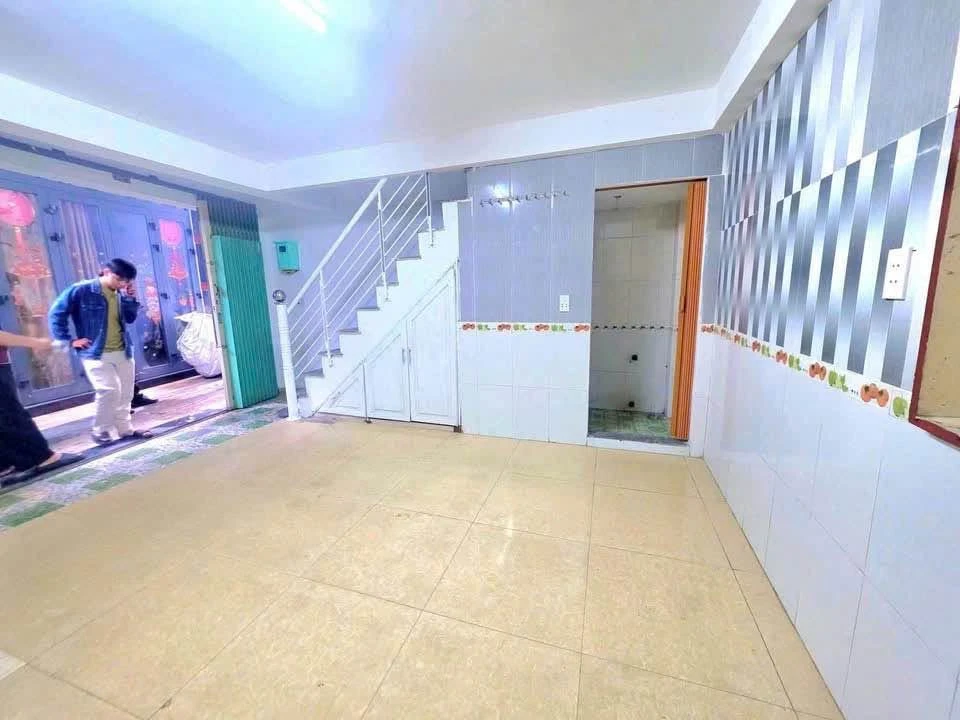 Bán nhà 3 tầng 3PN/3WC, 26m2, gần đường, Hàn Mặc Tử - Ảnh 1
