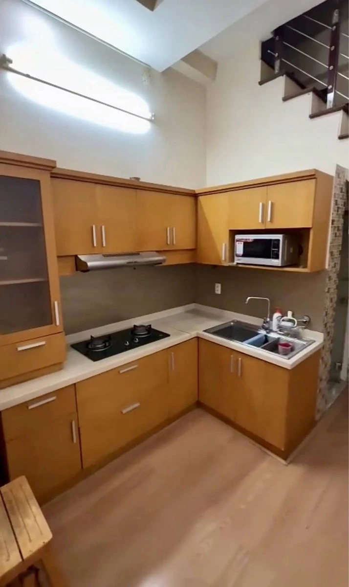 Bán nhà 4 tầng 26m² 2PN Nguyễn Thượng Hiền Bình Thạnh 4.68 tỷ - Ảnh thu nhỏ 2