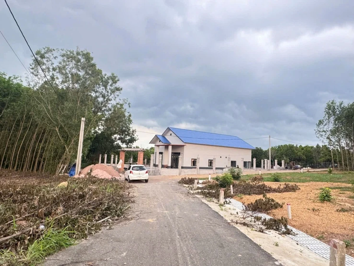 Bán lô đất 171m² mặt tiền đường nhựa Xuân Sơn 500 triệu - Ảnh 1