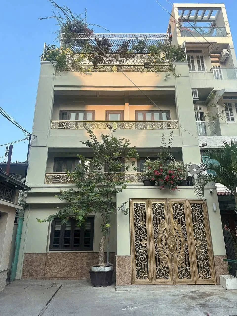 Bán nhà hẻm ô tô 83m2, trệt 4 lầu, thang máy gần Trần Hưng Đạo Quận 5, giá nhỉnh 17 tỷ - Ảnh 1