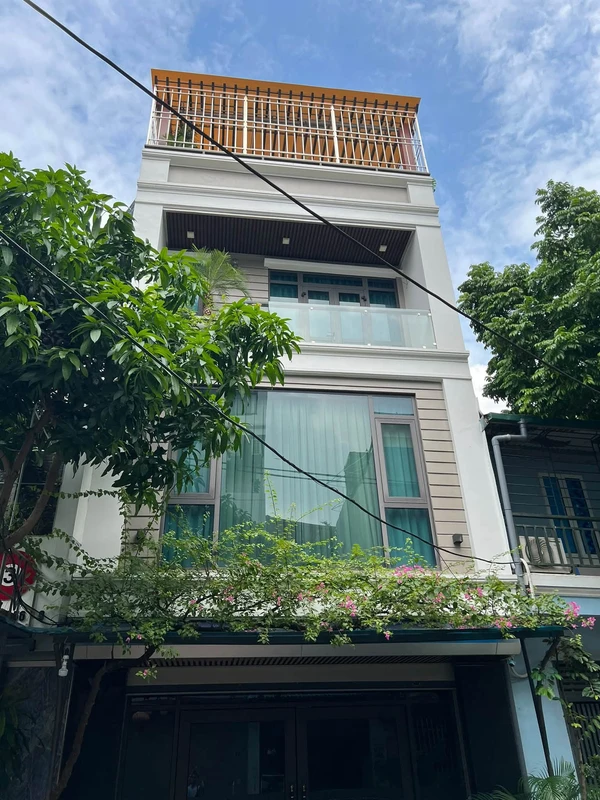 Nhà bán 50m² 4 tầng Lê Hải Âu, giá 13 tỷ
