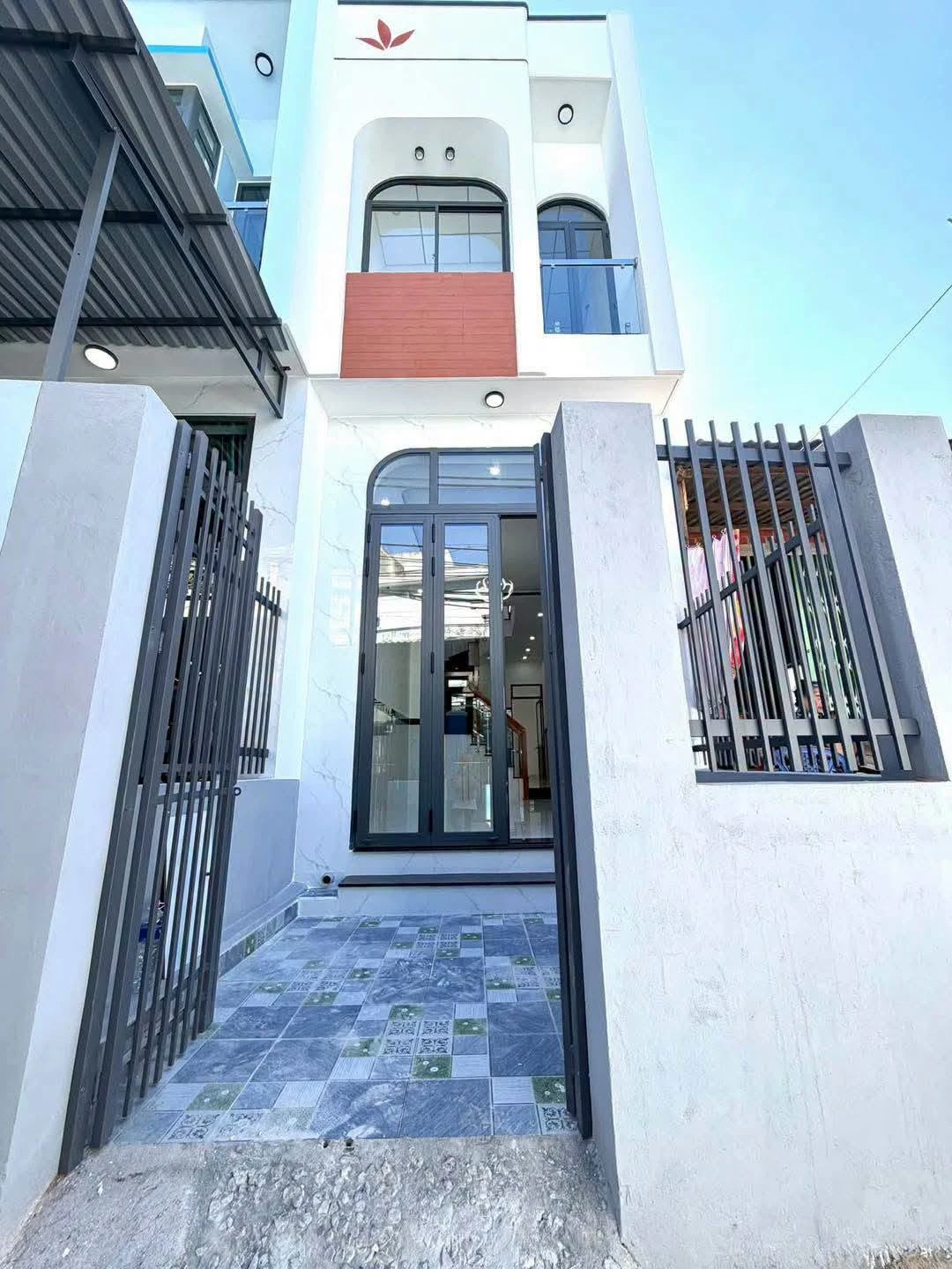 Bán nhà mới xây 3PN 48m² gần chợ Đầm, Quy Nhơn - Ảnh 1