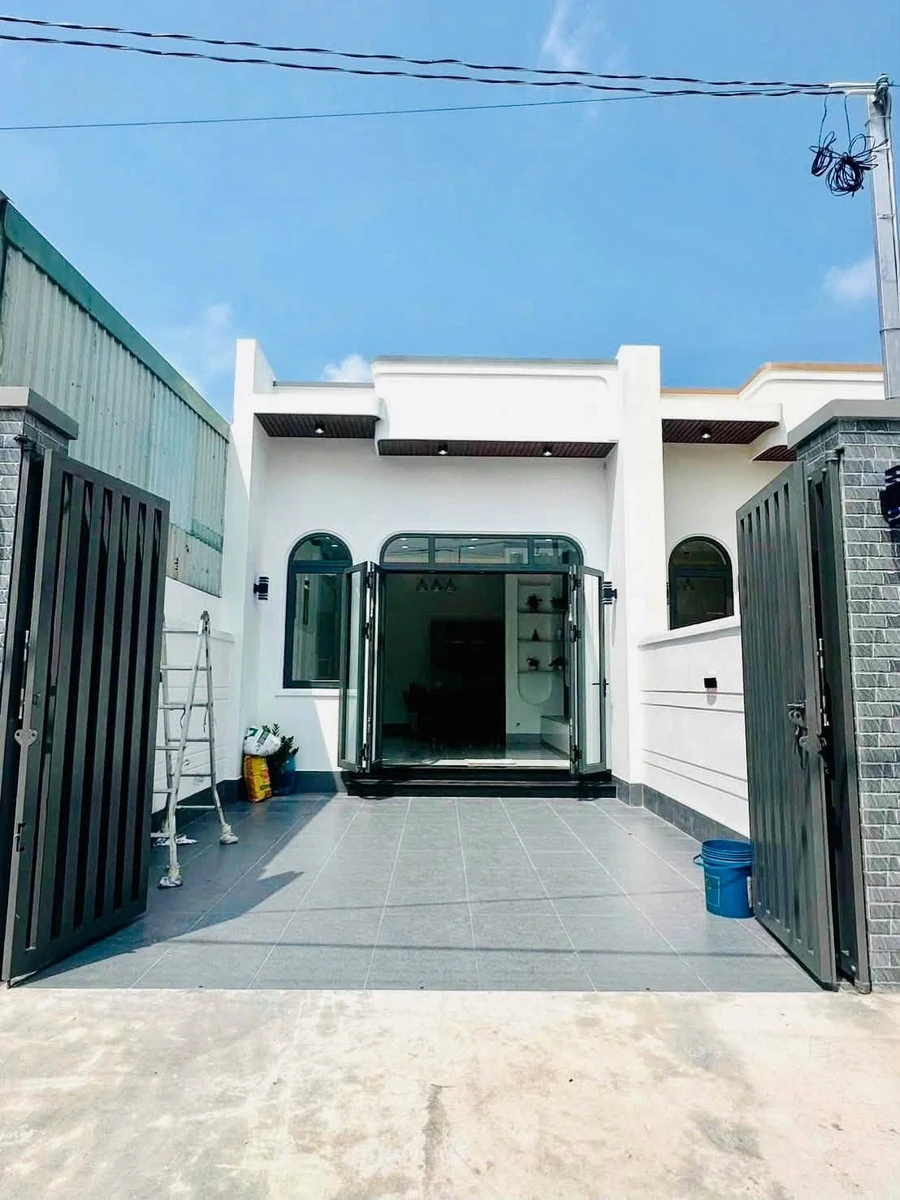 Nhà cấp 4 hiện đại 2PN Tân An Thủ Dầu Một, 99m² - 2.48 tỷ - Ảnh thu nhỏ 3