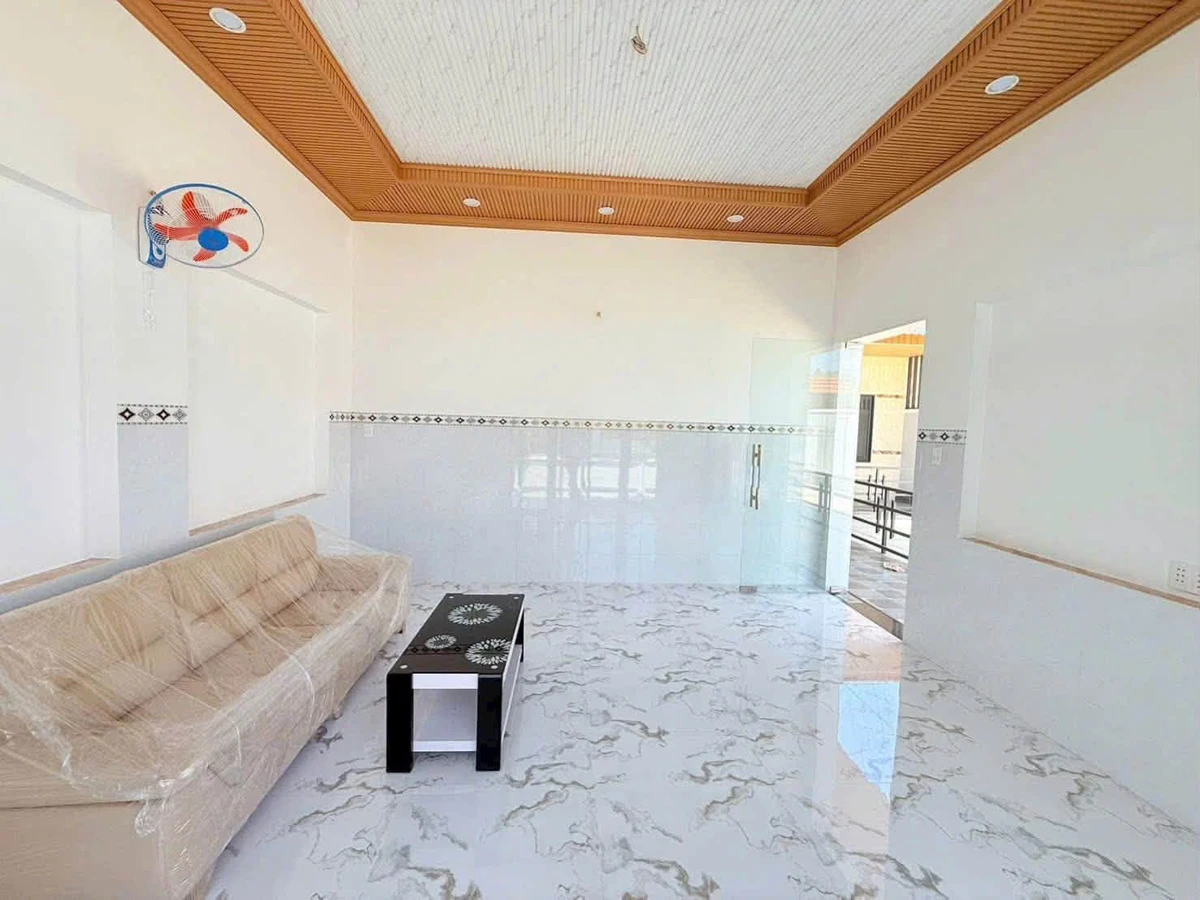 Cho thuê nhà liền kề 300m², 3 PN, Võ Nguyên Giáp, Vũng Tàu - Ảnh thu nhỏ 2