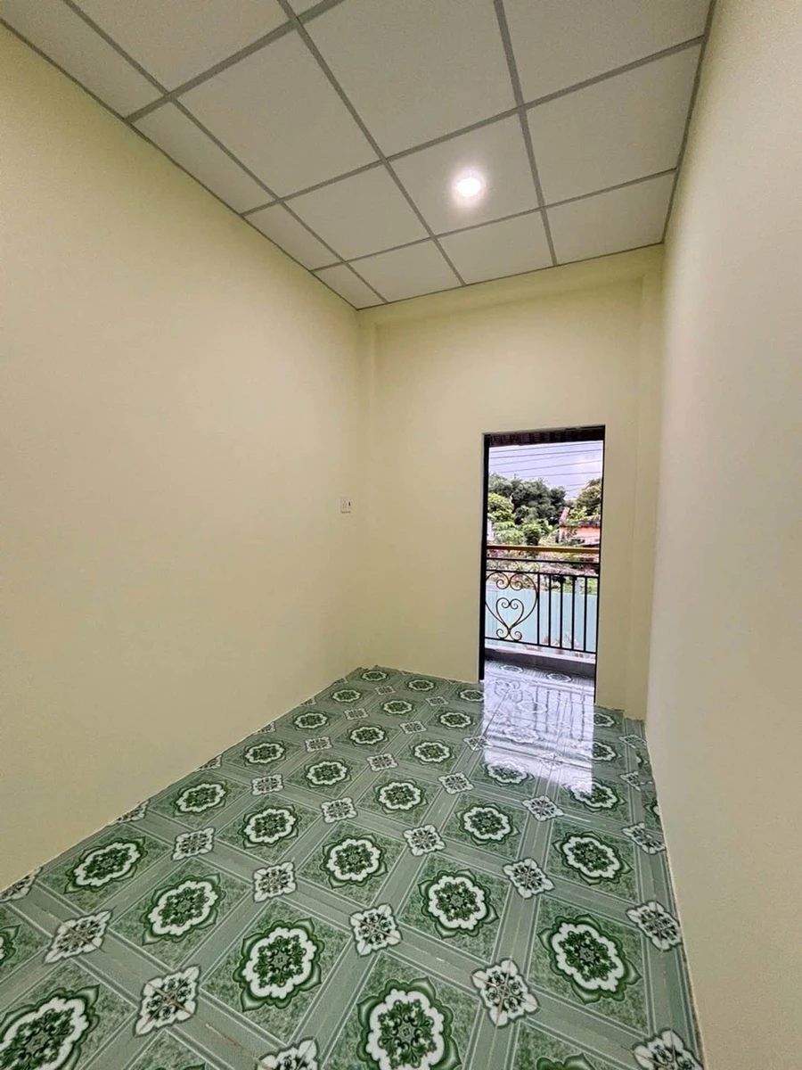 Bán nhà 2 tầng mặt tiền 30m² Quận 9 - Ảnh thu nhỏ 5