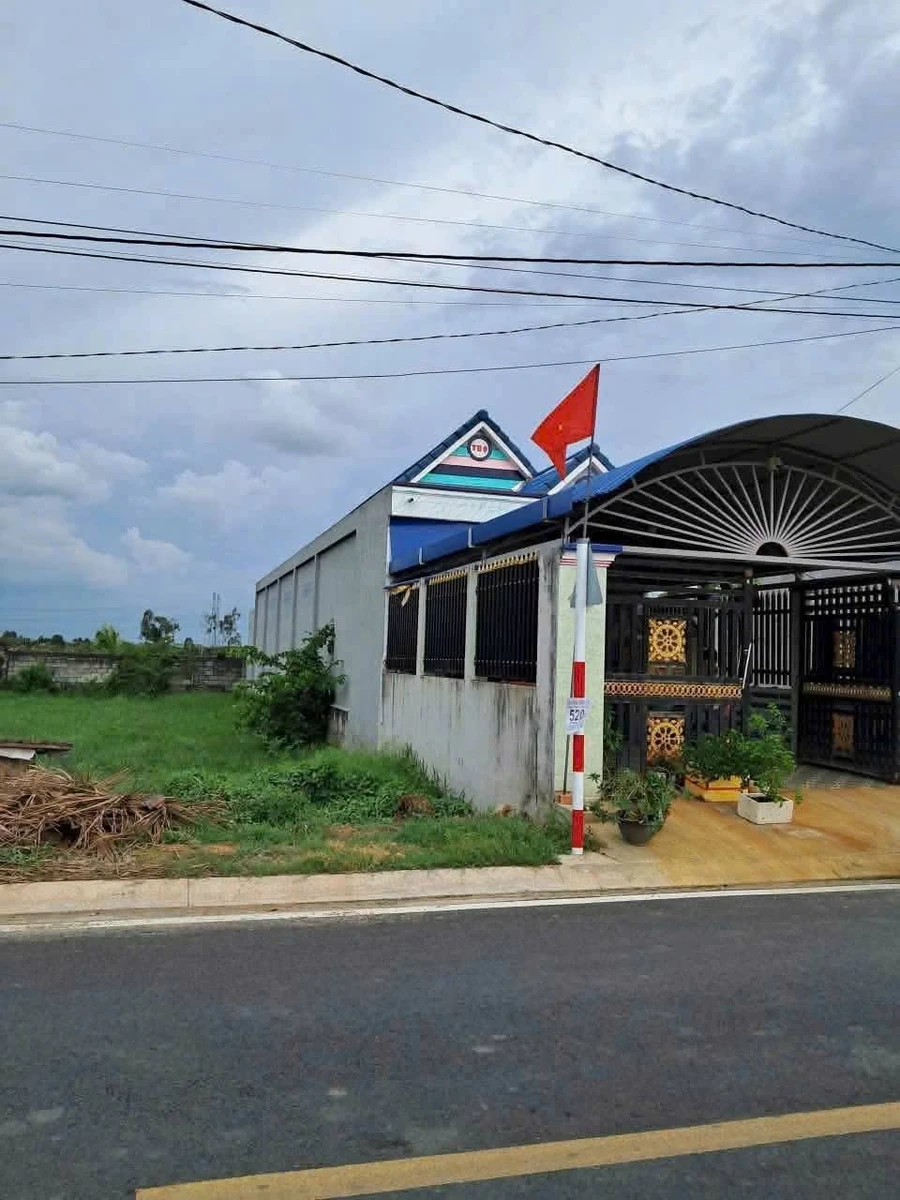 Bán nhà mặt tiền 5x33m kinh doanh 4PN Đức Hoà Long An - Ảnh thu nhỏ 3