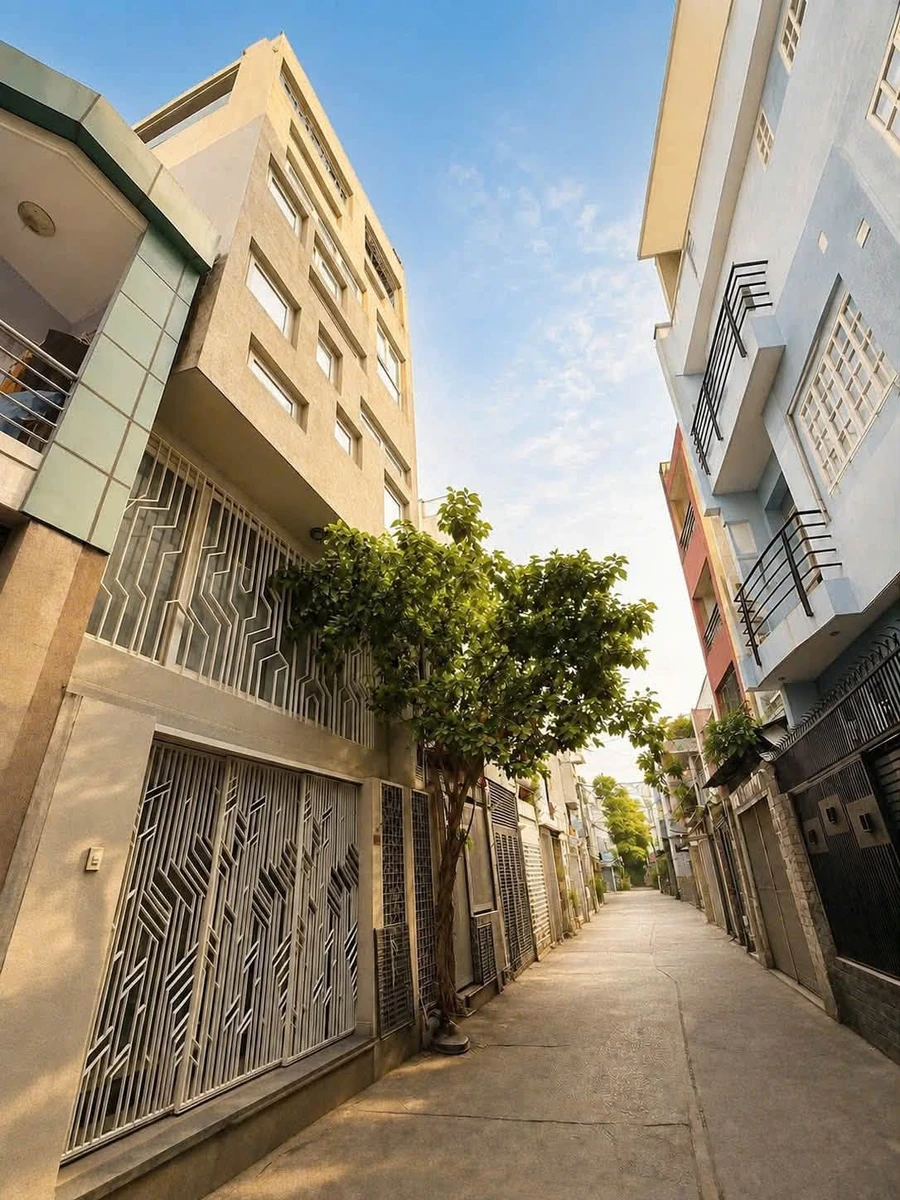 Nhà phố Phú Nhuận 42m², 4PN, hẻm xe hơi, 8 tỷ - Ảnh 1