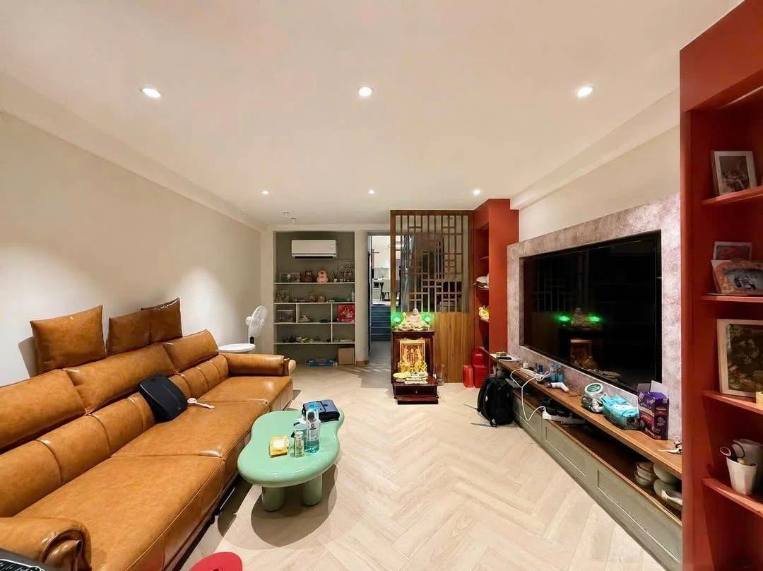 Bán nhà 5PN, 80m², 4 tầng, thang máy, Quận 10 - Ảnh thu nhỏ 2