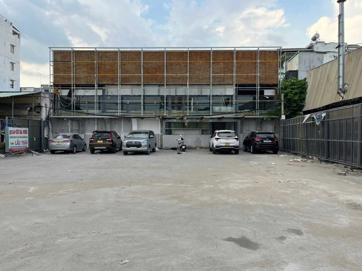 Cho thuê mặt bằng 1300m², mặt tiền 20m tại Q.7 - Ảnh thu nhỏ 2