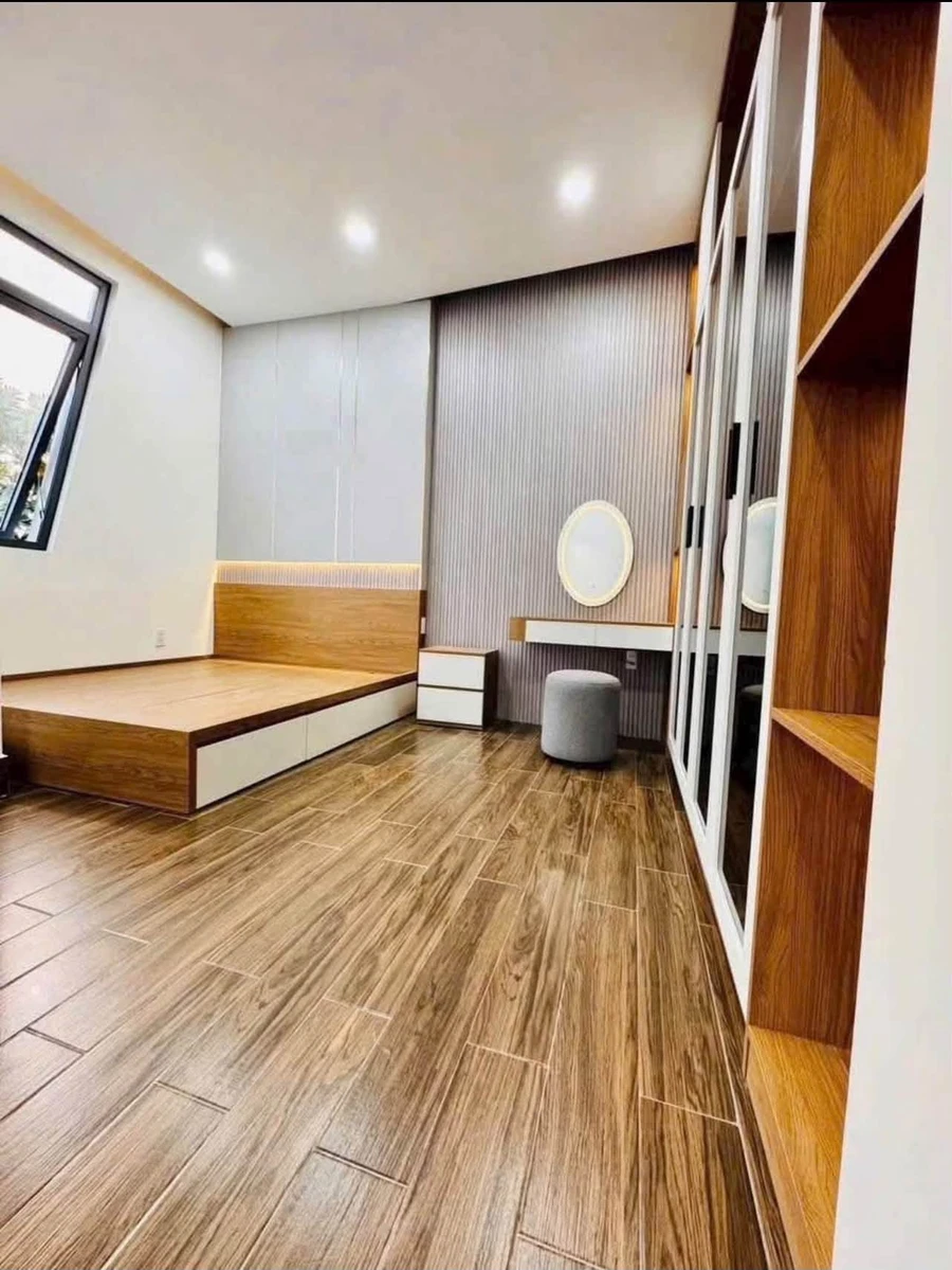 Bán nhà góc 2 mặt tiền 180m² Thủ Dầu Một, Bình Dương - 4.79 tỷ - Ảnh thu nhỏ 4