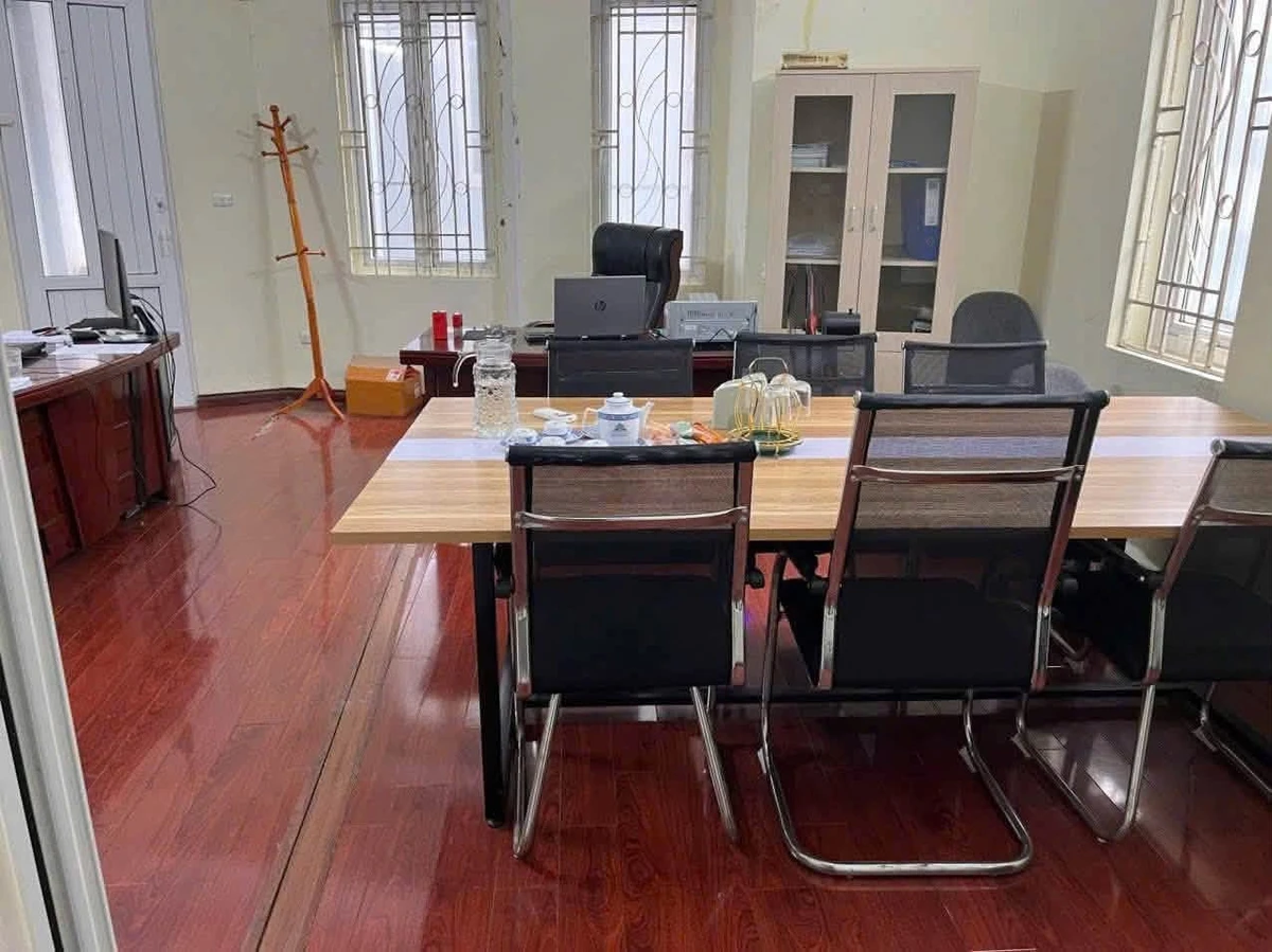 Cho thuê nhà 50m2 5 tầng Hào Nam Đống Đa 20 triệu/tháng - Ảnh thu nhỏ 3