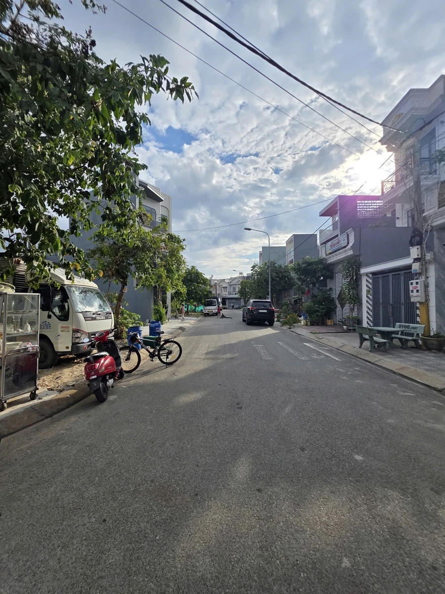 Bán nhà 85,7m2 giá 6 tỷ tại Đông Hòa, Dĩ An - Ảnh thu nhỏ 3