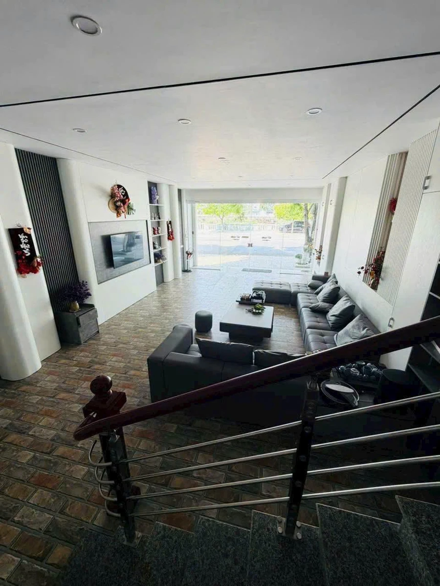 Bán nhà 3 tầng 101,75 m² mặt tiền An Dương Vương, 8,5 tỷ - Ảnh thu nhỏ 2