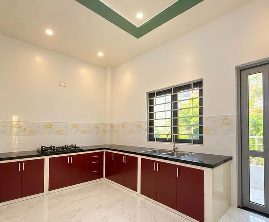 Bán nhà 3 lầu mặt tiền 16m, 4PN, 74.5m² – 5 tỷ gần Vincom - Ảnh thu nhỏ 3