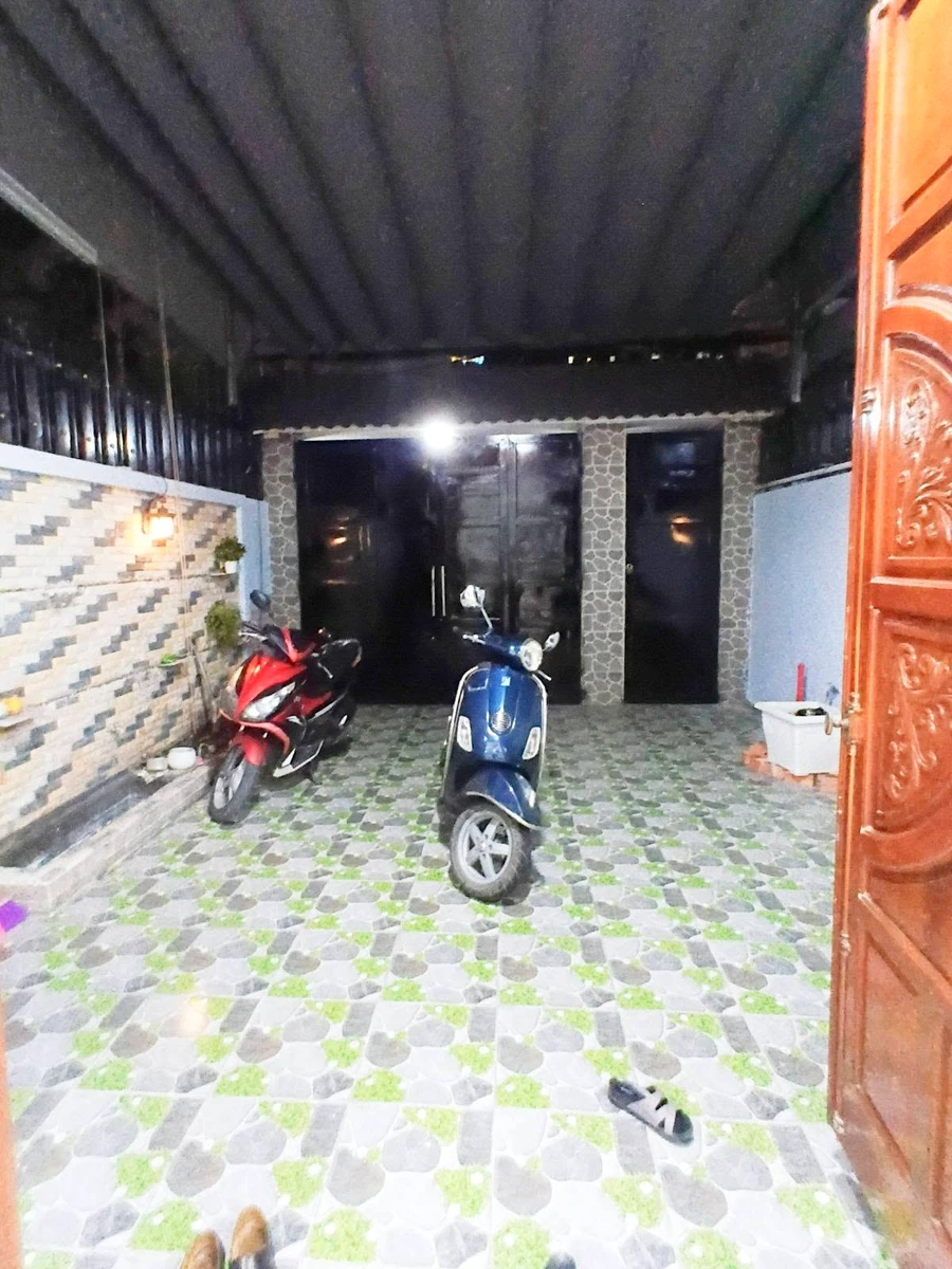 Bán nhà 3 tầng 126m2 mặt tiền kinh doanh Thạnh Lộc Q.12 - Ảnh 1