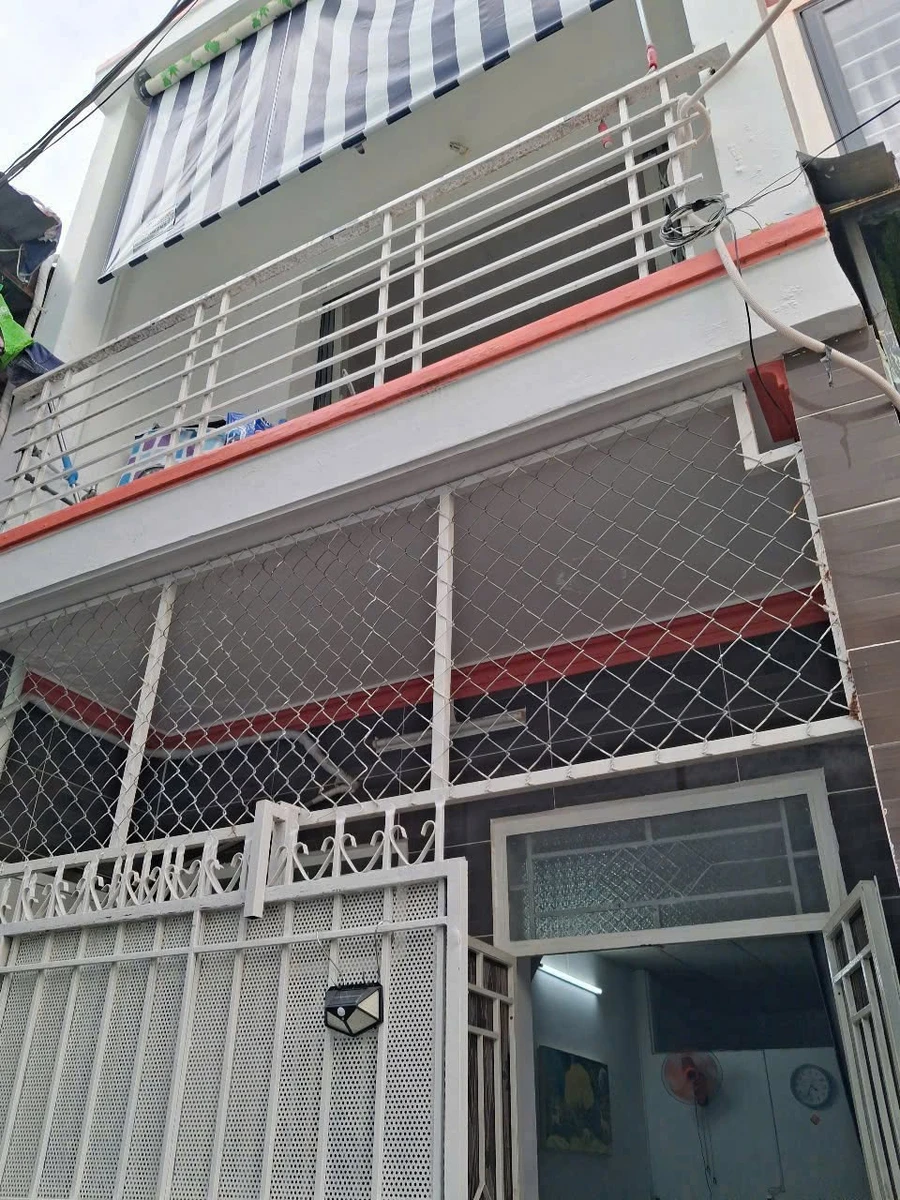 Nhà 2 tầng 36m² gần Lê Hồng Phong Nha Trang, giá 2,1 tỷ - Ảnh 1