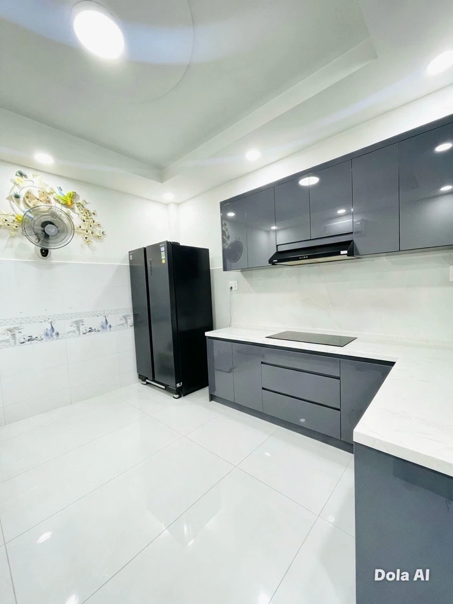 Bán nhà mặt tiền 2 tầng 4x14m, Phường 11 Gò Vấp, giá 5,95 tỷ - Ảnh thu nhỏ 2