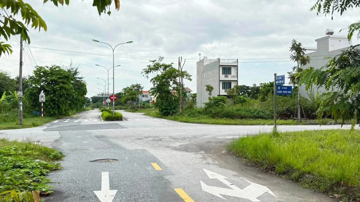 Bán lô đất mặt tiền 6,5m, 74m² ở Trường Thịnh - Ảnh 1