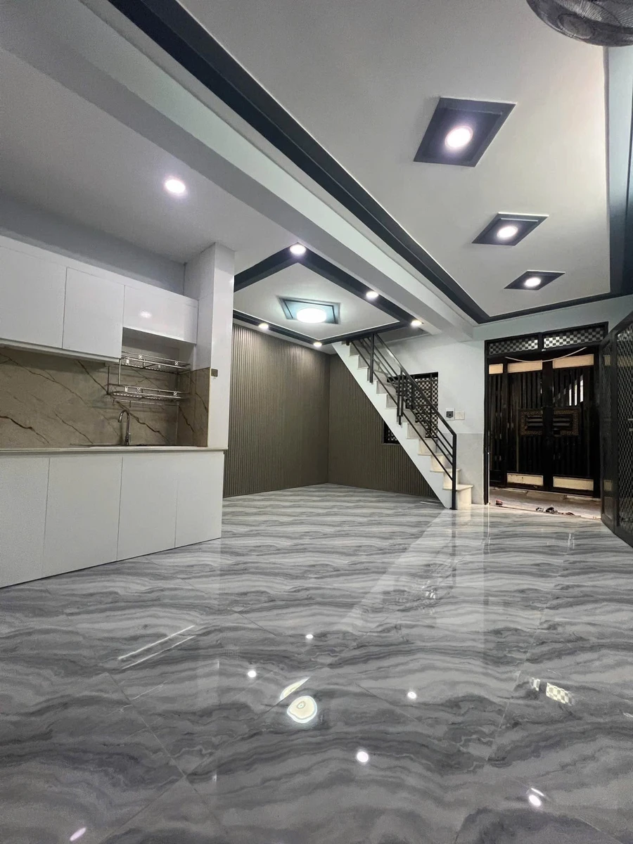Bán nhà phố 35 m² 2 PN, Quận 12, giá 1 tỷ 620 triệu - Ảnh thu nhỏ 2