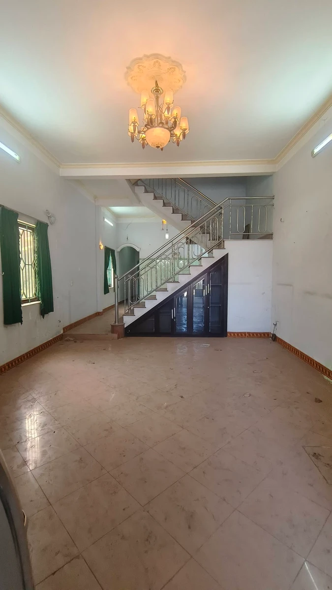 Bán nhà mặt tiền kinh doanh Tân Xuân 3 Hóc Môn 90m2 5.9 tỷ - Ảnh thu nhỏ 2