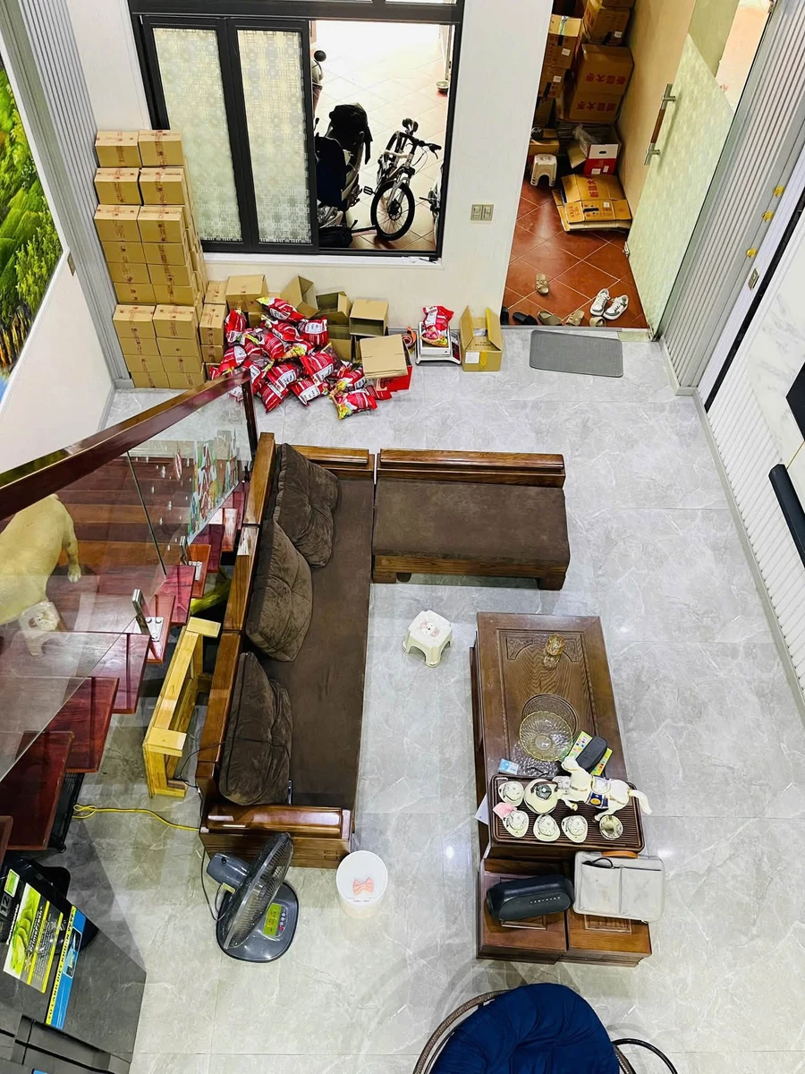 Bán nhà 2 tầng 3 ngủ 2 WC phố Hưng Thịnh 96.75m2 - Ảnh thu nhỏ 3