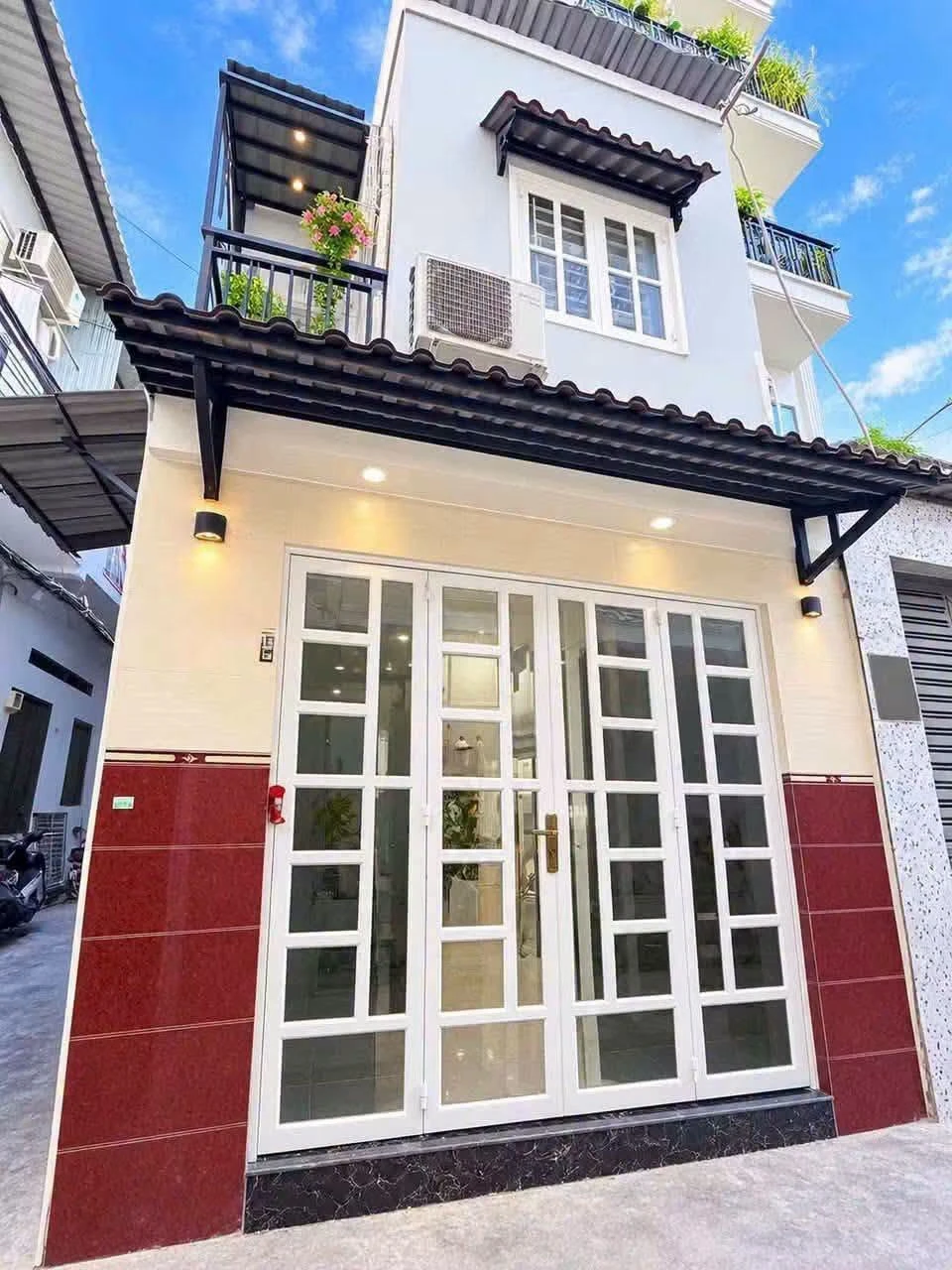 Nhà bán sổ hồng Dương Bá Trạc Quận 8, 20m², 2 tỷ 380 - Ảnh 1