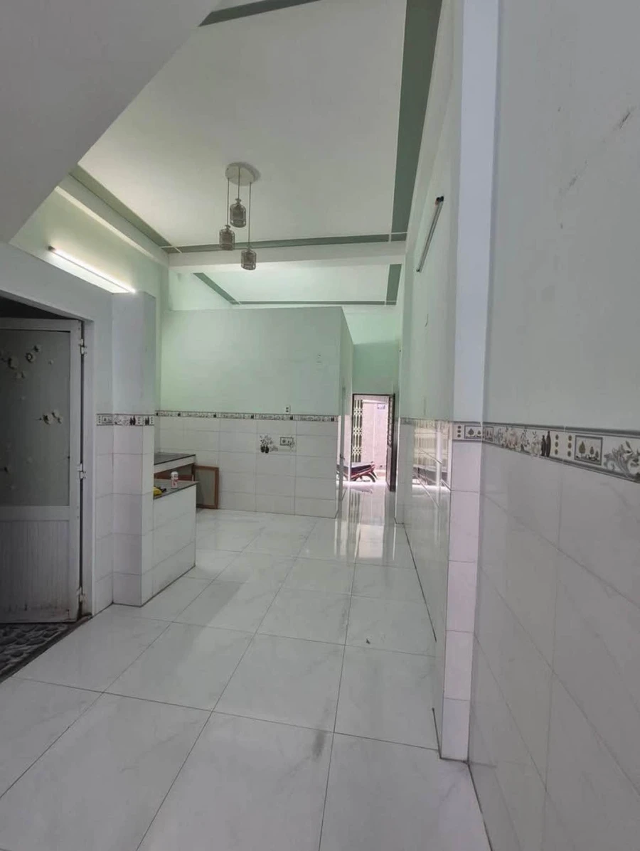 Bán nhà 3,5 tầng 51,9m2 Tây Sơn Quy Nhơn 2 tỷ 999 triệu - Ảnh thu nhỏ 2