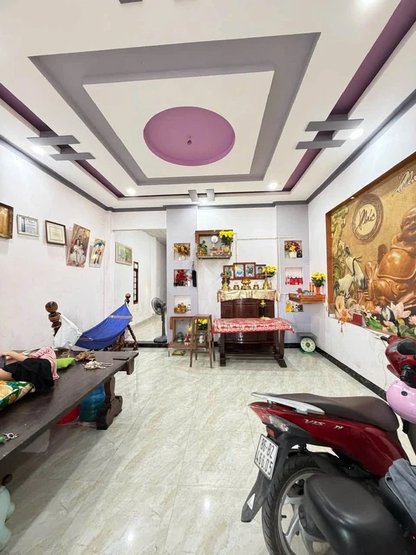Bán nhà 3 phòng ngủ 135m² tại Phong Nẫm, giá 790 triệu