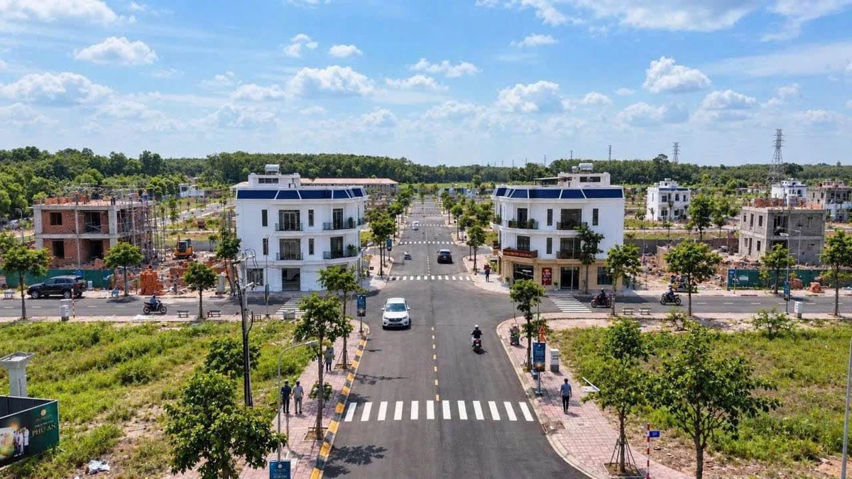 Bán lô đất 70m² mặt tiền QL14 Visip II 350 triệu - Ảnh thu nhỏ 3